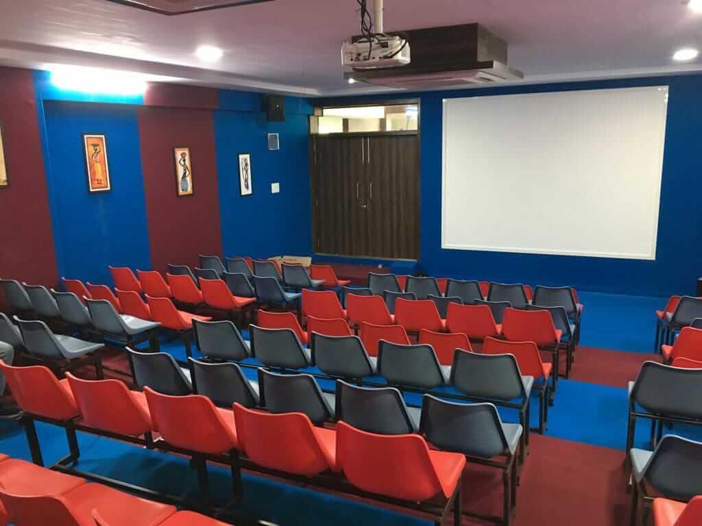 Vivekanand Nursing College Ahmedabad Infrastructure photo 9